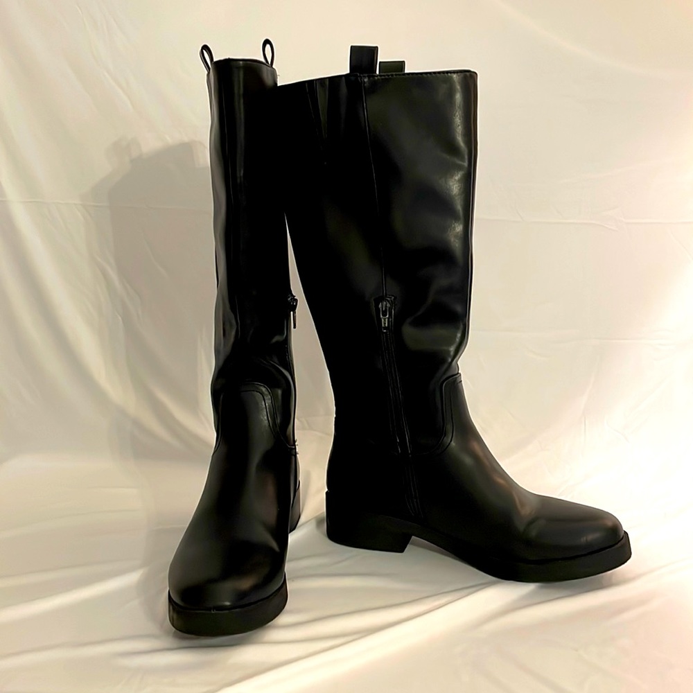 Black Below Knee Like New Boots